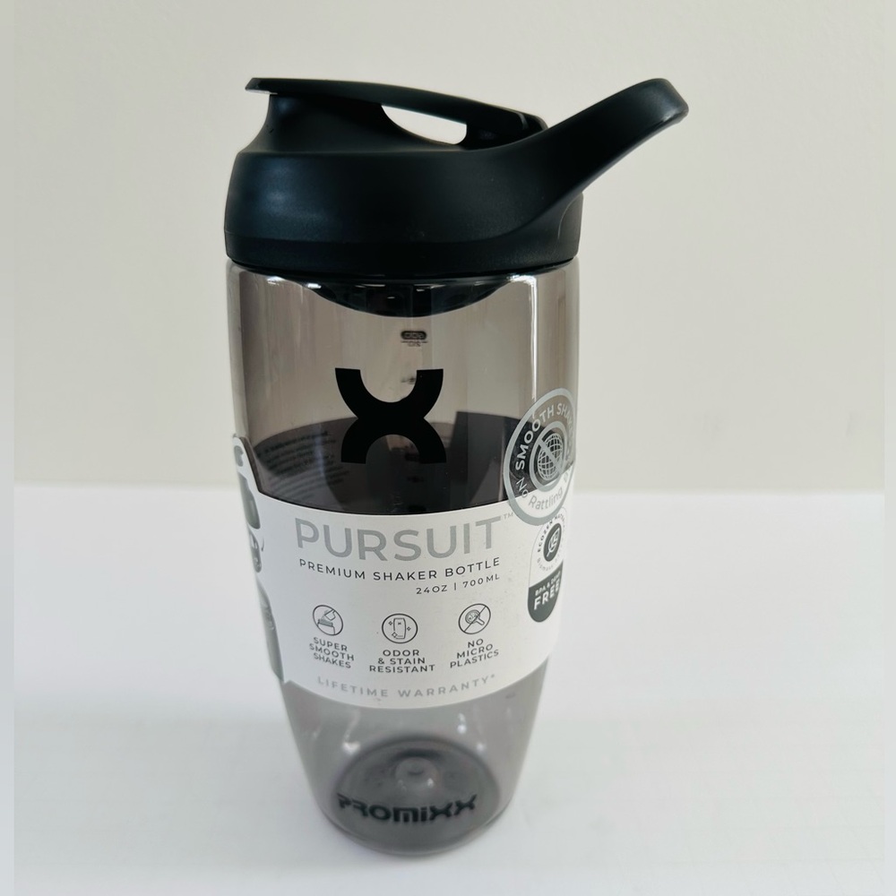 Promixx PURSUIT Premium Shaker Bottle 24oz, BPA-free Stealth Black. New